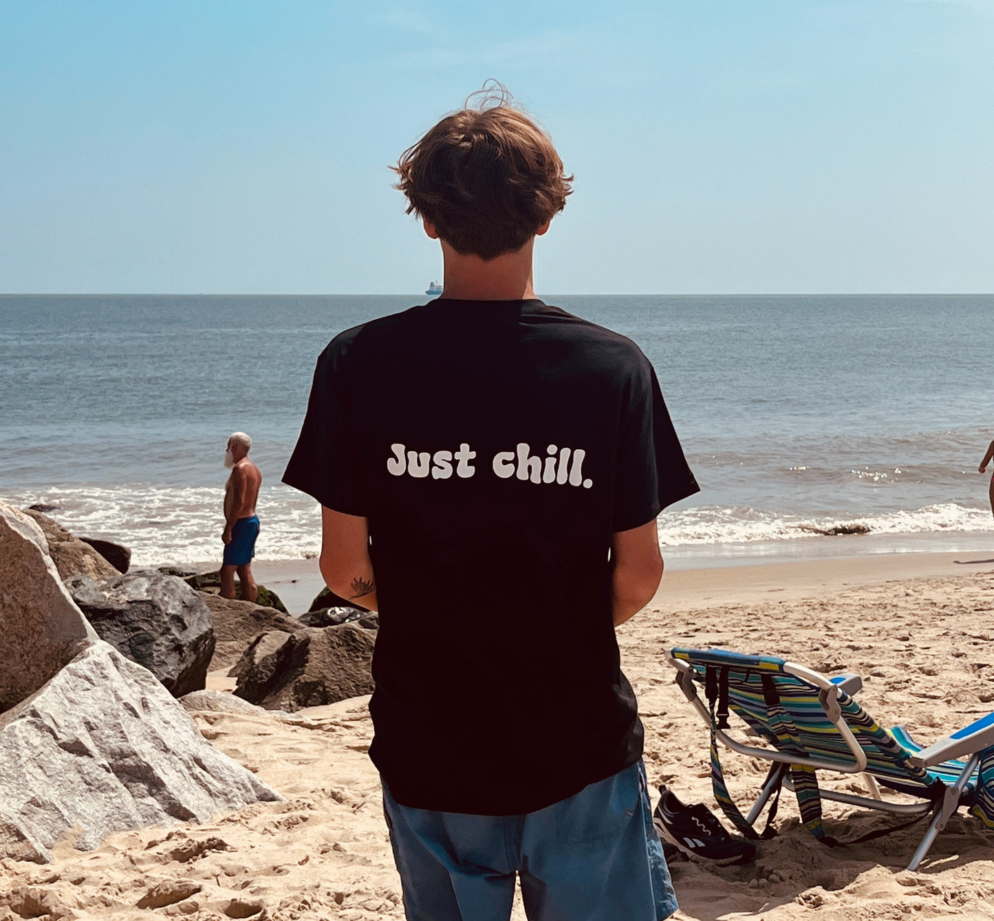 Classic Just chill T (Black)